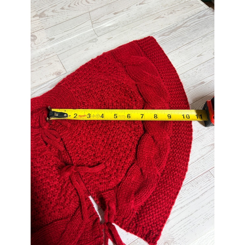 Red Cable Knit Tree Skirt Lace Up Chunky Vintage Style Old Fashion Christmas